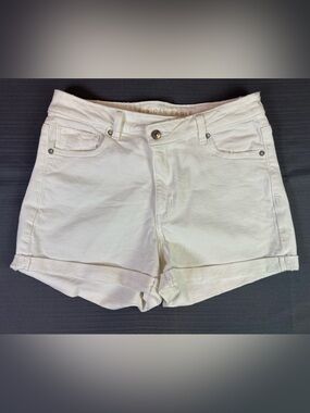 American Eagle Mom Short White Stretch Denim Shorts Women’s Size 8 High Rise